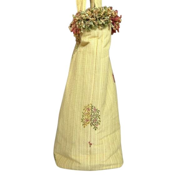 Handcrafted by Martie Yellow/Beige Tote Bag - Picture 3 of 10